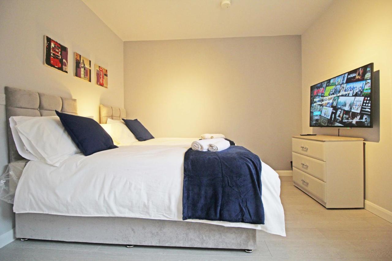 Amicus House - Spacious 4 Bedroom & 4 Bedroom Apartments In St. Helens St Helens  Exterior foto